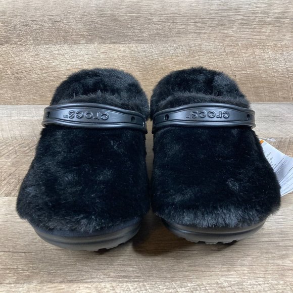 Crocs Women's Classic Fur Sure Black Fur Fuzzy Clogs Size 8 Shoes BRAND NEW - Picture 3 of 10